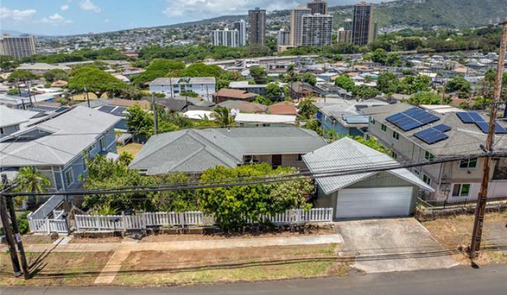 1848 Puowaina Drive,Honolulu,Hawaii,96813,6 Bedrooms Bedrooms,4 BathroomsBathrooms,Single family,Puowaina,18213622