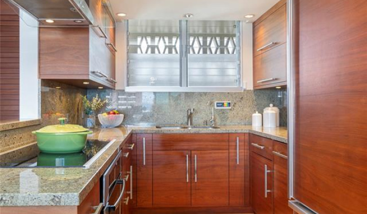 469 Ena Road,Honolulu,Hawaii,96815,3 Bedrooms Bedrooms,2 BathroomsBathrooms,Condo/Townhouse,Ena,37,18213623