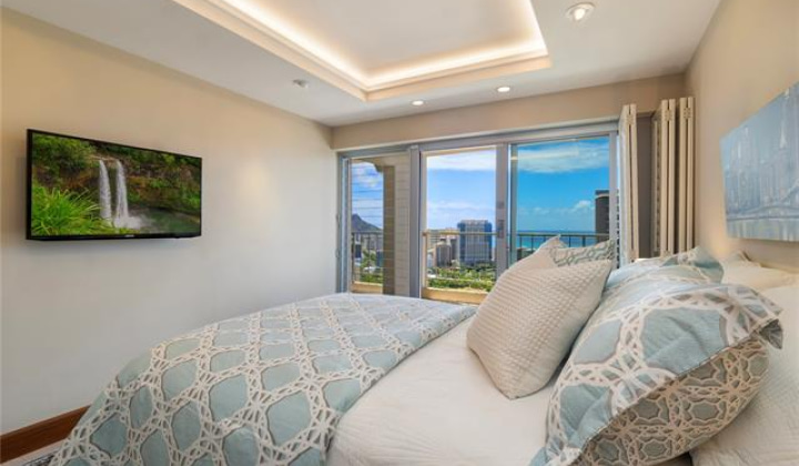 469 Ena Road,Honolulu,Hawaii,96815,3 Bedrooms Bedrooms,2 BathroomsBathrooms,Condo/Townhouse,Ena,37,18213623
