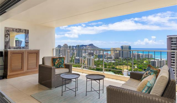 2877 Kalakaua Avenue,Honolulu,Hawaii,96815,1 BathroomBathrooms,Condo/Townhouse,Kalakaua,10,17814792