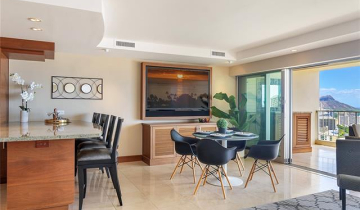 469 Ena Road,Honolulu,Hawaii,96815,3 Bedrooms Bedrooms,2 BathroomsBathrooms,Condo/Townhouse,Ena,37,18213623