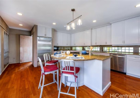 3852 Poka Street,Honolulu,Hawaii,96816,4 ベッドルーム ベッドルーム,3 バスルームバスルーム,一戸建て,Poka,18213846