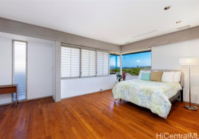 3852 Poka Street,Honolulu,Hawaii,96816,4 ベッドルーム ベッドルーム,3 バスルームバスルーム,一戸建て,Poka,18213846