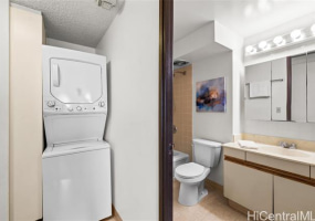855 Makahiki Way,Honolulu,Hawaii,96826,1 Bedroom Bedrooms,1 BathroomBathrooms,Condo/Townhouse,Makahiki,4,18214067