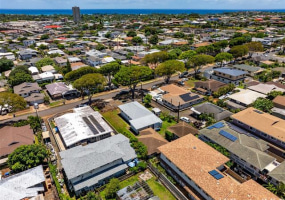 1242 16th Avenue,Honolulu,Hawaii,96816,5 ベッドルーム ベッドルーム,3 バスルームバスルーム,一戸建て,16th,18724772
