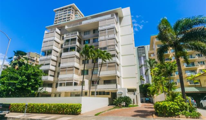 411 Kaiolu Street,Honolulu,Hawaii,96815,1 Bedroom Bedrooms,1 BathroomBathrooms,Condo/Townhouse,Kaiolu,6,18215122