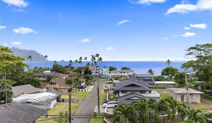 47- 218 Kamehameha Highway,Kaneohe,Hawaii,96744,5 ベッドルーム ベッドルーム,3 バスルームバスルーム,一戸建て,Kamehameha,19385452