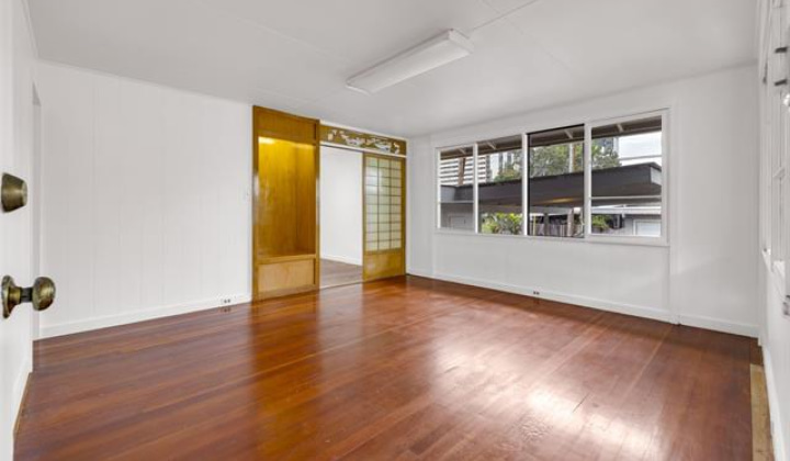 1216 Kalama Road,Honolulu,Hawaii,96819,3 Bedrooms Bedrooms,1 BathroomBathrooms,Single family,Kalama,18216295