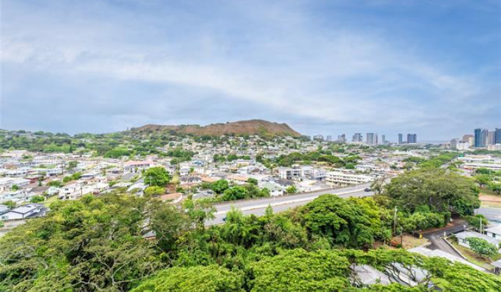 55 Judd Street,Honolulu,Hawaii,96817,1 Bedroom Bedrooms,1 BathroomBathrooms,Condo/Townhouse,Judd,15,18216828