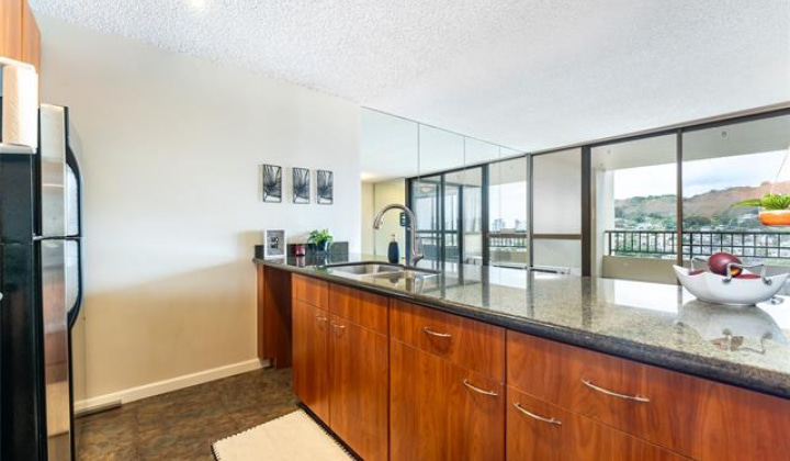 55 Judd Street,Honolulu,Hawaii,96817,1 Bedroom Bedrooms,1 BathroomBathrooms,Condo/Townhouse,Judd,15,18216828