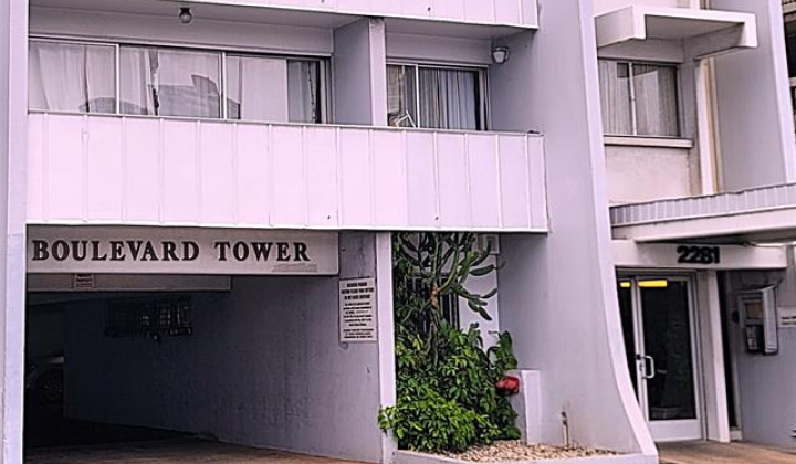 2281 Ala Wai Boulevard,Honolulu,Hawaii,96815,3 ベッドルーム ベッドルーム,1 バスルームバスルーム,コンド / タウンハウス,Ala Wai,7,18682007