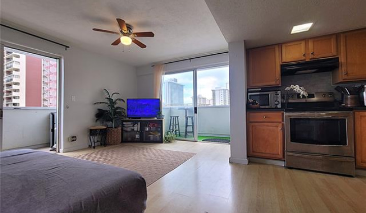 2281 Ala Wai Boulevard,Honolulu,Hawaii,96815,3 ベッドルーム ベッドルーム,1 バスルームバスルーム,コンド / タウンハウス,Ala Wai,7,18682007