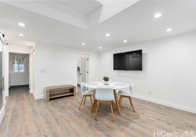 243 Portlock Road,Honolulu,Hawaii,96825,5 ベッドルーム ベッドルーム,4 バスルームバスルーム,一戸建て,Portlock,18217095
