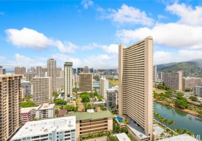 430 Lewers Street,Honolulu,Hawaii,96815,1 Bedroom Bedrooms,1 BathroomBathrooms,Condo/Townhouse,Lewers,30,18217415