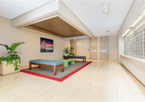 430 Lewers Street,Honolulu,Hawaii,96815,1 Bedroom Bedrooms,1 BathroomBathrooms,Condo/Townhouse,Lewers,30,18217415