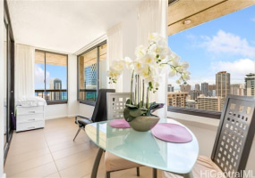 430 Lewers Street,Honolulu,Hawaii,96815,1 Bedroom Bedrooms,1 BathroomBathrooms,Condo/Townhouse,Lewers,30,18217415