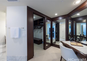 223 Saratoga Road,Honolulu,Hawaii,96815,2 Bedrooms Bedrooms,3 BathroomsBathrooms,Condo/Townhouse,Saratoga,28,18218957