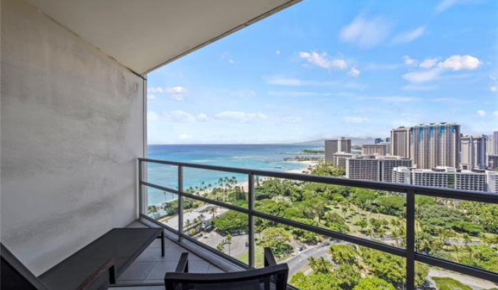 223 Saratoga Road,Honolulu,Hawaii,96815,2 Bedrooms Bedrooms,3 BathroomsBathrooms,Condo/Townhouse,Saratoga,28,18218957