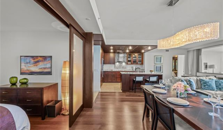 223 Saratoga Road,Honolulu,Hawaii,96815,2 Bedrooms Bedrooms,3 BathroomsBathrooms,Condo/Townhouse,Saratoga,28,18218957