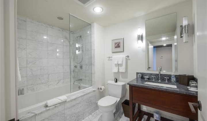 223 Saratoga Road,Honolulu,Hawaii,96815,2 Bedrooms Bedrooms,3 BathroomsBathrooms,Condo/Townhouse,Saratoga,28,18218957