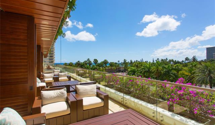 223 Saratoga Road,Honolulu,Hawaii,96815,2 Bedrooms Bedrooms,3 BathroomsBathrooms,Condo/Townhouse,Saratoga,28,18218957