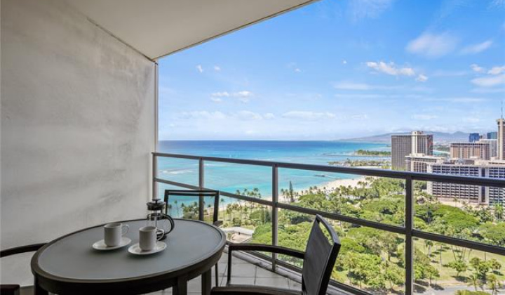 223 Saratoga Road,Honolulu,Hawaii,96815,2 Bedrooms Bedrooms,3 BathroomsBathrooms,Condo/Townhouse,Saratoga,28,18218957