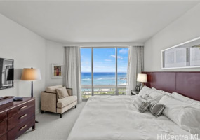 223 Saratoga Road,Honolulu,Hawaii,96815,2 Bedrooms Bedrooms,3 BathroomsBathrooms,Condo/Townhouse,Saratoga,28,18218957