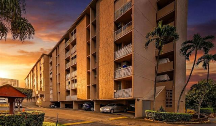 1260 Richard Lane,Honolulu,Hawaii,96819,2 ベッドルーム ベッドルーム,1 バスルームバスルーム,コンド / タウンハウス,Richard,6,19388413