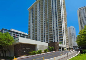 1717 Ala Wai Boulevard,Honolulu,Hawaii,96815,2 Bedrooms Bedrooms,2 BathroomsBathrooms,Condo/Townhouse,Ala Wai,26,18219457