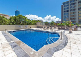 1717 Ala Wai Boulevard,Honolulu,Hawaii,96815,2 Bedrooms Bedrooms,2 BathroomsBathrooms,Condo/Townhouse,Ala Wai,26,18219457