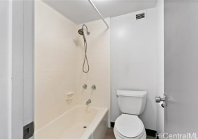 435 Walina Street,Honolulu,Hawaii,96815,1 Bedroom Bedrooms,1 BathroomBathrooms,Condo/Townhouse,Walina,6,18219574