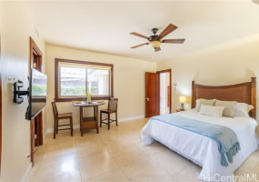 7096 Kalanianaole Highway,Honolulu,Hawaii,96825,6 ベッドルーム ベッドルーム,4 バスルームバスルーム,一戸建て,Kalanianaole,18220046