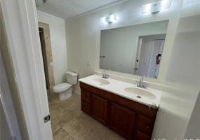 125D Maunalua Avenue,Honolulu,Hawaii,96821,3 ベッドルーム ベッドルーム,2 バスルームバスルーム,コンド / タウンハウス,Maunalua,3,18220048