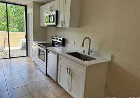 125D Maunalua Avenue,Honolulu,Hawaii,96821,3 ベッドルーム ベッドルーム,2 バスルームバスルーム,コンド / タウンハウス,Maunalua,3,18220048