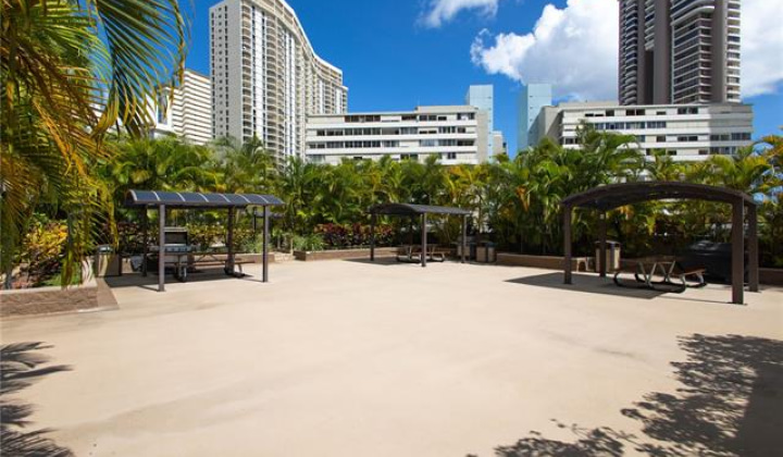 411 Hobron Lane,Honolulu,Hawaii,96815,1 ベッドルーム ベッドルーム,1 バスルームバスルーム,コンド / タウンハウス,Hobron,15,19389146