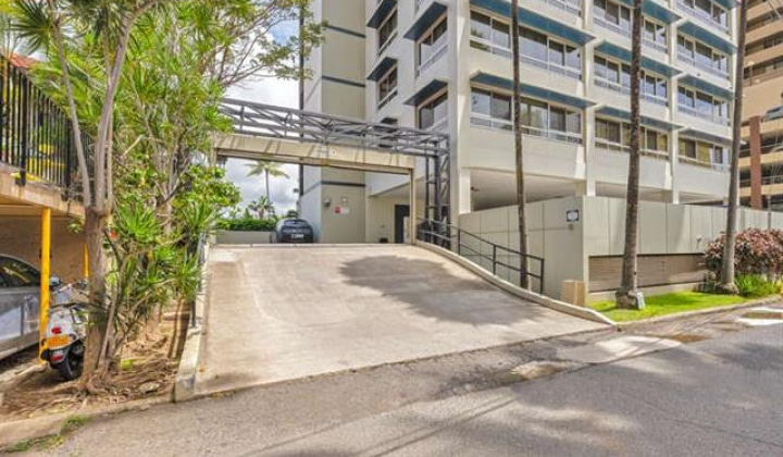 2465 Ala Wai Boulevard,Honolulu,Hawaii,96815,2 ベッドルーム ベッドルーム,1 バスルームバスルーム,コンド / タウンハウス,Ala Wai,11,18685798