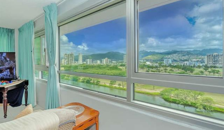 2465 Ala Wai Boulevard,Honolulu,Hawaii,96815,2 ベッドルーム ベッドルーム,1 バスルームバスルーム,コンド / タウンハウス,Ala Wai,11,18685798