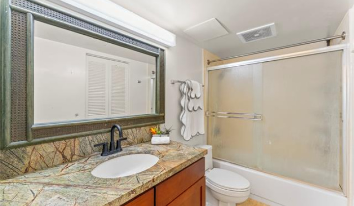 3138 Waialae Avenue,Honolulu,Hawaii,96816,2 Bedrooms Bedrooms,2 BathroomsBathrooms,Condo/Townhouse,Waialae,8,19389596