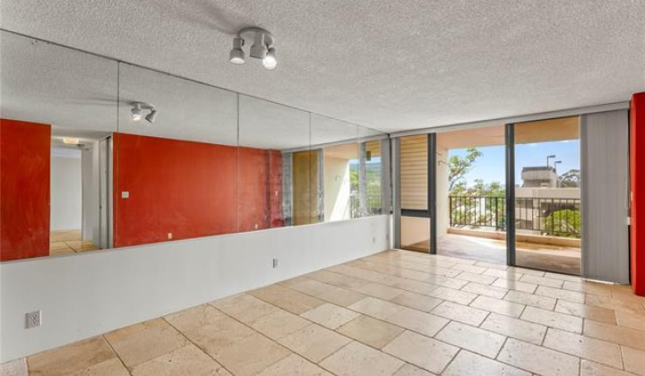 3138 Waialae Avenue,Honolulu,Hawaii,96816,2 Bedrooms Bedrooms,2 BathroomsBathrooms,Condo/Townhouse,Waialae,8,19389596