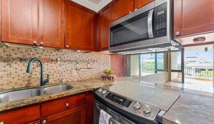 3138 Waialae Avenue,Honolulu,Hawaii,96816,2 Bedrooms Bedrooms,2 BathroomsBathrooms,Condo/Townhouse,Waialae,8,19389596