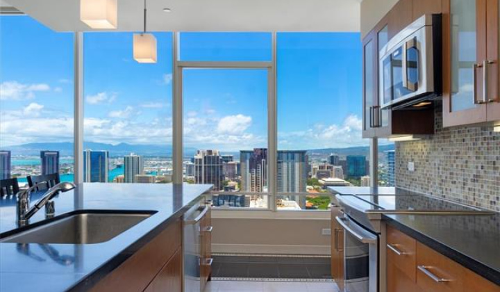 1009 Kapiolani Boulevard,Honolulu,Hawaii,96814,3 ベッドルーム ベッドルーム,3 バスルームバスルーム,コンド / タウンハウス,Kapiolani,48,18222164