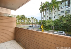 454 Namahana Street,Honolulu,Hawaii,96815,1 Bedroom Bedrooms,1 BathroomBathrooms,Condo/Townhouse,Namahana,2,17820021