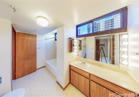 5080 Likini Street,Honolulu,Hawaii,96818,3 ベッドルーム ベッドルーム,2 バスルームバスルーム,コンド / タウンハウス,Likini,5,18222466