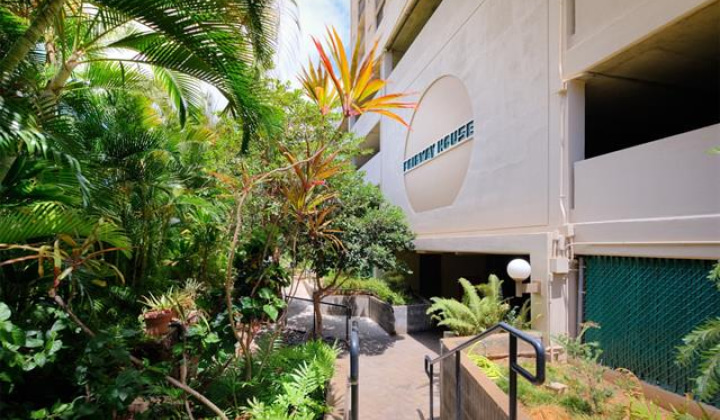 2916 Date Street,Honolulu,Hawaii,96816,2 Bedrooms Bedrooms,2 BathroomsBathrooms,Condo/Townhouse,Date,6,18222703