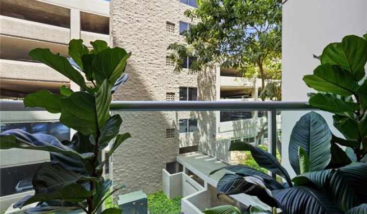 1448 Young Street,Honolulu,Hawaii,96814,1 ベッドルーム ベッドルーム,1 バスルームバスルーム,コンド / タウンハウス,Young,3,19390311