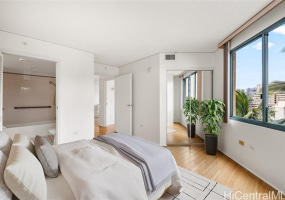 1314 Kalakaua Avenue,Honolulu,Hawaii,96826,2 Bedrooms Bedrooms,2 BathroomsBathrooms,Condo/Townhouse,Kalakaua,5,18222895