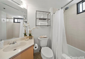 300 Wai Nani Way,Honolulu,Hawaii,96815,1 バスルームバスルーム,コンド / タウンハウス,Wai Nani,8,18223244
