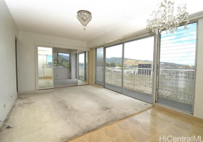 1635 Dole Street,Honolulu,Hawaii,96822,2 ベッドルーム ベッドルーム,1 バスルームバスルーム,コンド / タウンハウス,Dole,15,18223336