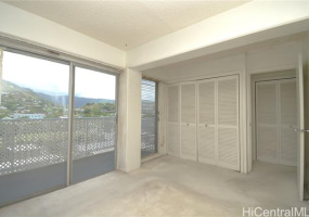 1635 Dole Street,Honolulu,Hawaii,96822,2 ベッドルーム ベッドルーム,1 バスルームバスルーム,コンド / タウンハウス,Dole,15,18223336