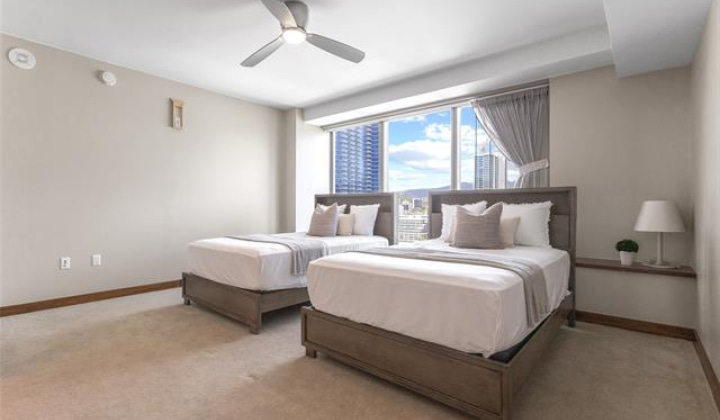 1555 Kapiolani Boulevard,Honolulu,Hawaii,96814,3 ベッドルーム ベッドルーム,3 バスルームバスルーム,コンド / タウンハウス,Kapiolani,18,18687889